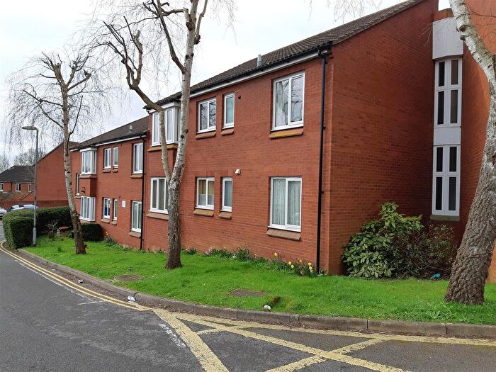 1 Bedroom Flat To Rent In Barn Glebe, Hilperton, Trowbridge, BA14