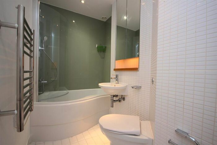 Studio To Rent In Bromyard House, Bromyard Avenue, Acton, W3