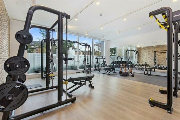 2 Bedroom Apartment To Rent In Hamond Court, Kingston Upon Thames, KT2