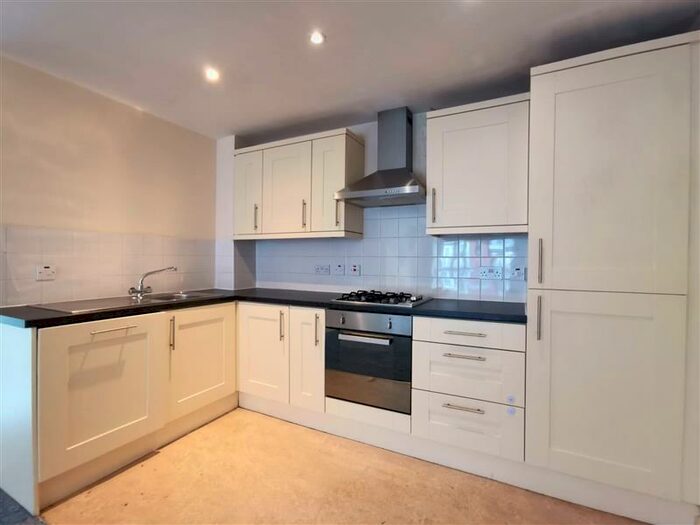 2 Bedroom Apartment To Rent In The Point, Cheapside, Birmingham, B12
