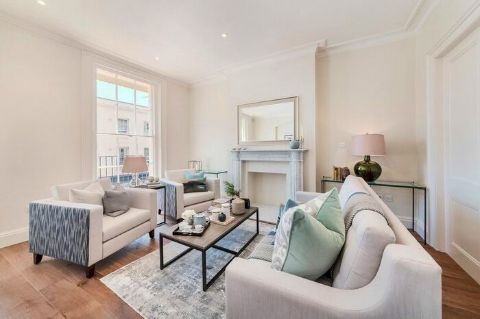 3 Bedroom Terraced House To Rent In Pimlico Road, Belgravia, SW1W