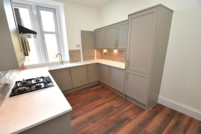 2 Bedroom Flat For Sale In Harvie Street, Cessnock, Glasgow, G51