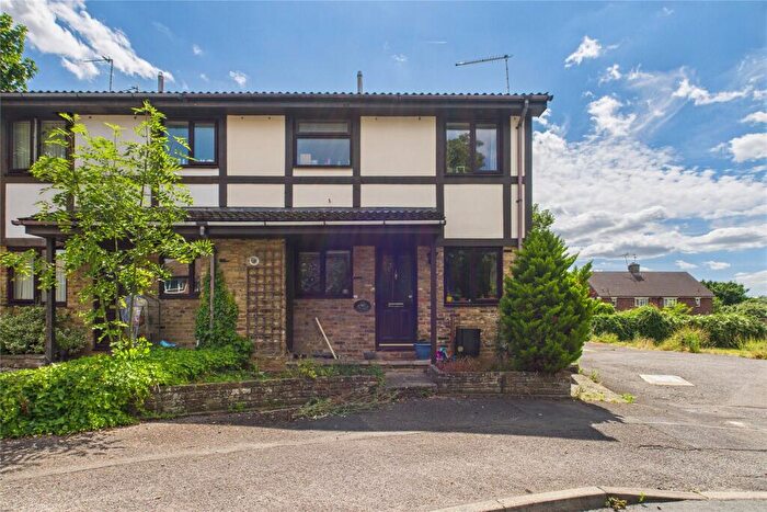 1 Bedroom Semi-Detached House To Rent In Brunel Road, Maidenhead, Berkshire, SL6