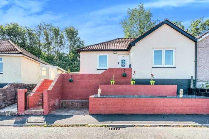 2 Bedroom Bungalow To Rent In Cefn Ilan Road, Abertridwr, Caerphilly, CF83