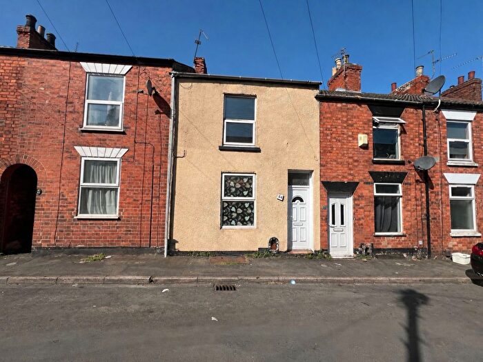 3 Bedroom Terraced House For Sale In Grantley Street, Grantham, Lincolnshire, NG31