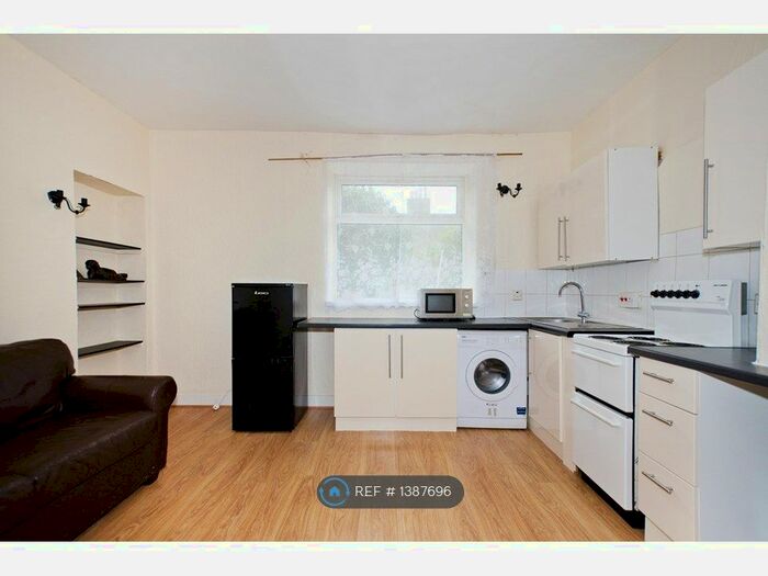 1 Bedroom Flat To Rent In Powis Place, Aberdeen, AB25