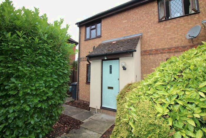 1 Bedroom Terraced House To Rent In Vellacotts, Chelmsford, CM1