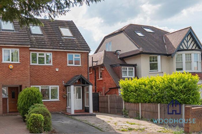5 Bedroom End Of Terrace House To Rent In Priory Close, London, N3