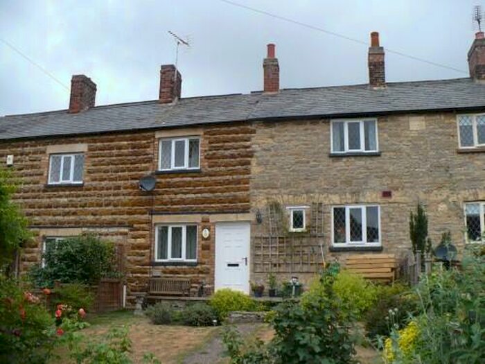 3 Bedroom Terraced House To Rent In Church Street, Woodford, NN14
