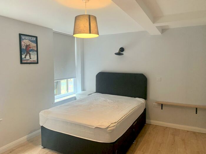 2 Bedroom Apartment To Rent In A Hounds Gate, Nottingham, NG1