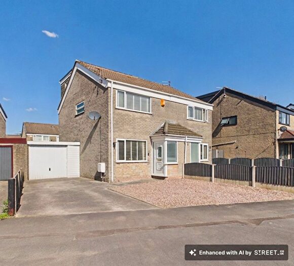 3 Bedroom Semi Detached House For Sale In Abbey Road, Tyldesley, M29