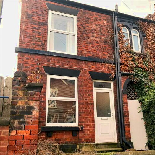 2 Bedroom House To Rent In St Helens Street, S41