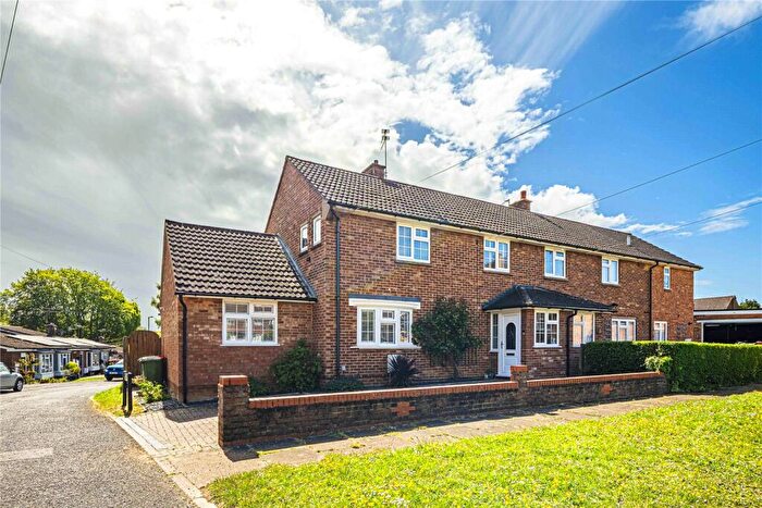 3 Bedroom Semi-Detached House For Sale In Church Close, Studham, Central Bedfordshire, LU6