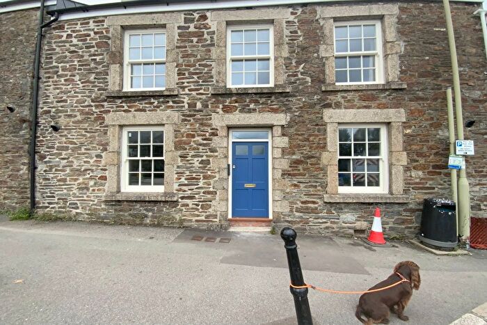 1 Bedroom Flat To Rent In Tavistock, PL19
