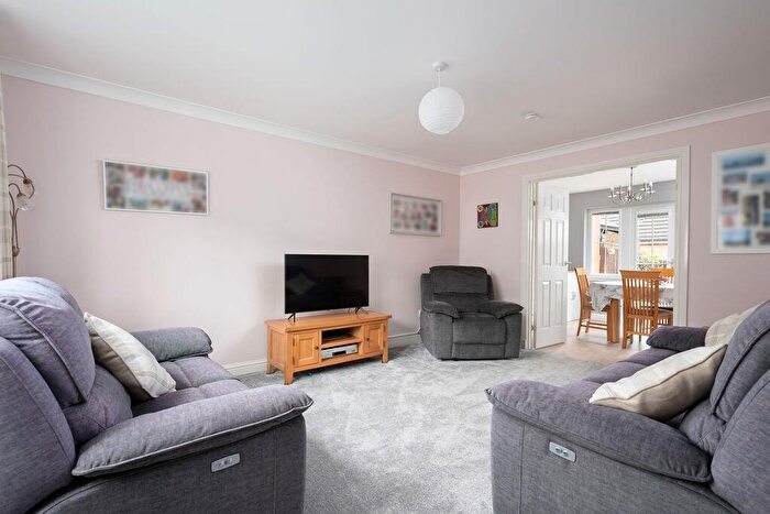 5 Bedroom Detached House For Sale In Dow Lane, Stenhousemuir, Larbert, FK5