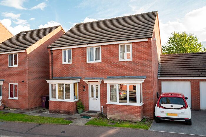 4 Bedroom Detached House For Sale In Hetton Drive, Clay Cross, Chesterfield, S45