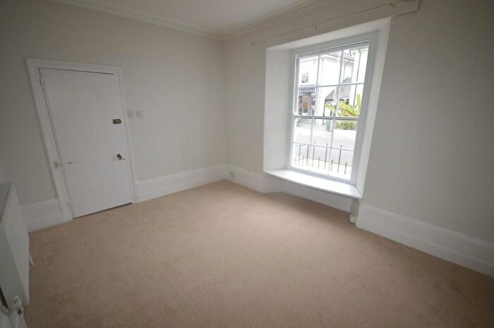 1 Bedroom Flat To Rent In Ferris Town, Truro, TR1