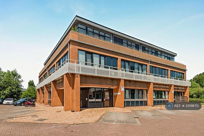2 Bedroom Flat To Rent In Bridge House, Newbury, RG14