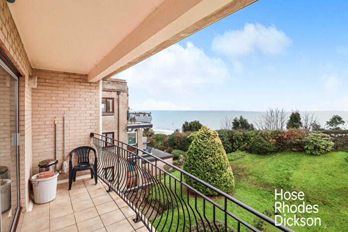 2 Bedroom Apartment To Rent In Shanklin, Isle Of Wight, PO37