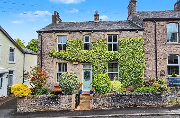 4 Bedroom End Terrace House For Sale In Ribble Lane, Chatburn, BB7