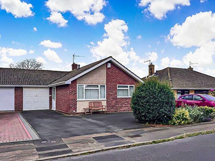 3 Bedroom Bungalow For Sale In Sulgrave Close, Tuffley, Gloucester, GL4
