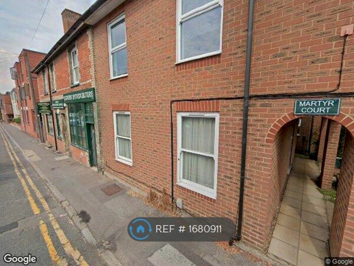 1 Bedroom Flat To Rent In Martyr Road, Guildford, GU1
