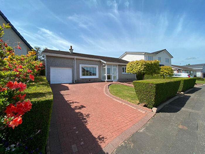 3 Bedroom Detached Bungalow To Rent In Lawfield Avenue, Newton Mearns, G77