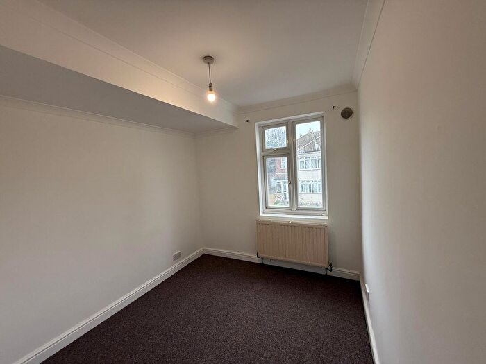 3 Bedroom Terraced House To Rent In Malvern Road, Hornchurch, RM11