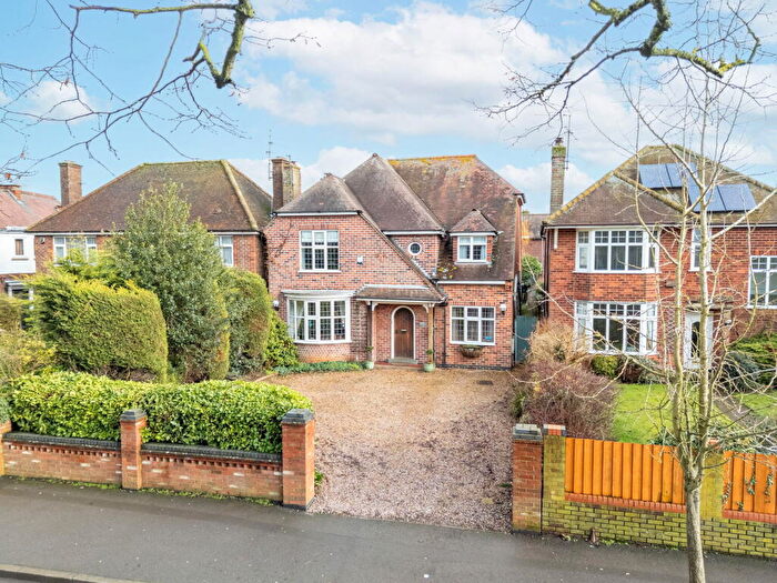 4 Bedroom Detached House For Sale In Headlands, Kettering, NN15