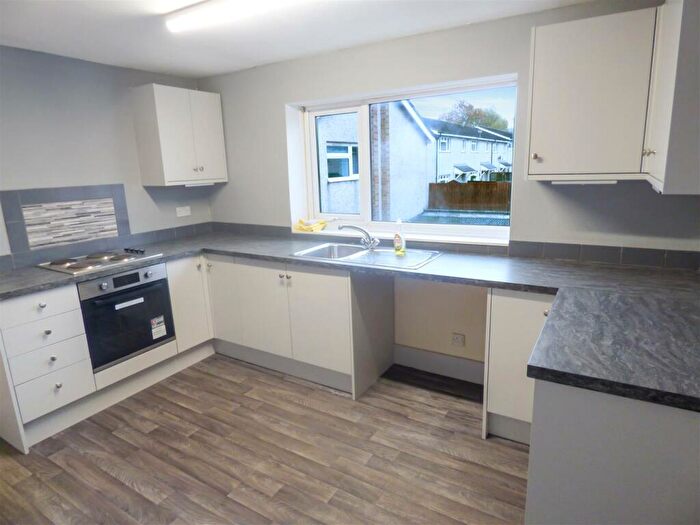 2 Bedroom Maisonette To Rent In Pintail Court, Measham, DE12