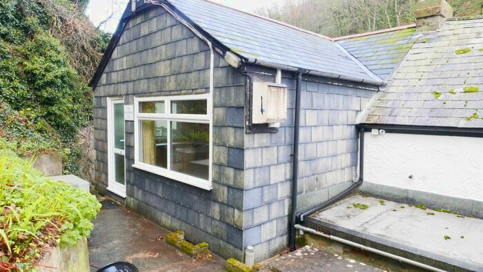 2 Bedroom Flat To Rent In Landaviddy Lane, Polperro, Looe, Cornwall, PL13