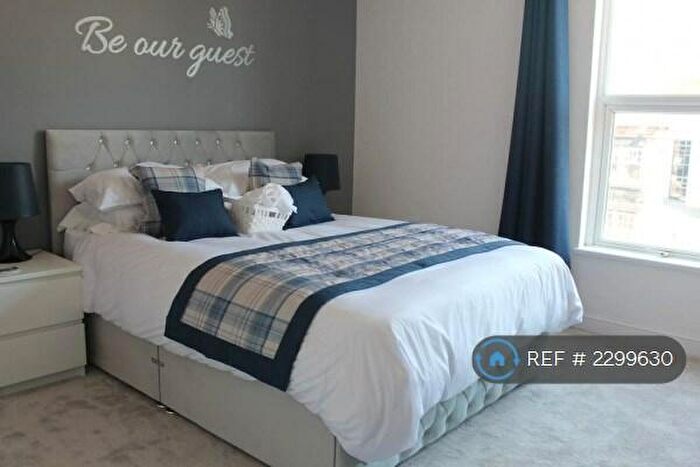 3 Bedroom Terraced House To Rent In Club Garden Road, Sheffield, S11