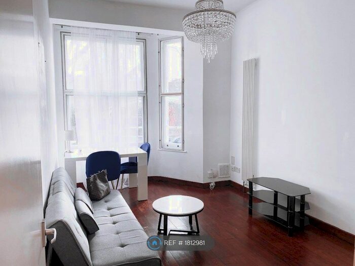 1 Bedroom Flat To Rent In West Cromwell Road, London, SW5