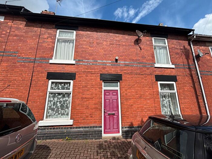 4 Bedroom House To Rent In Olive Street, Derby, DE22