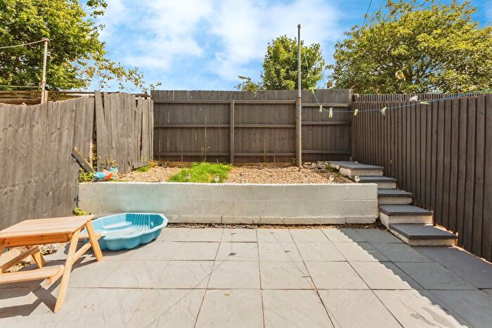 3 Bedroom Terraced House For Sale In Caernarvon Way, Bonymaen, Swansea, SA1