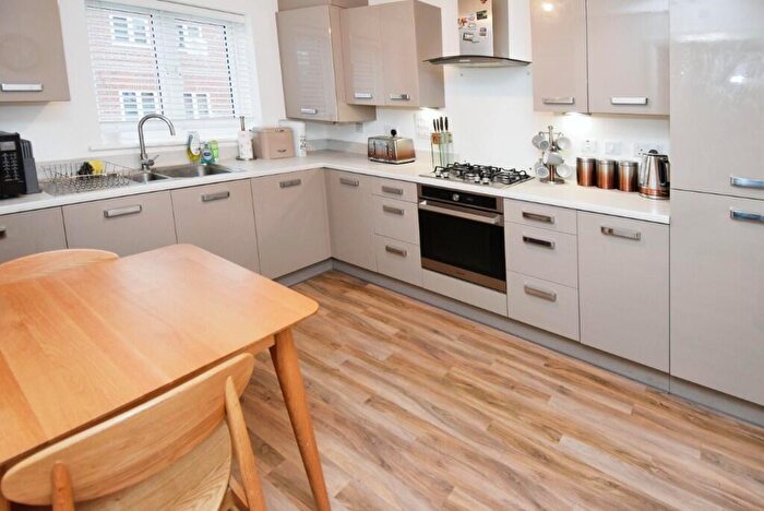 4 Bedroom Detached House For Sale In Matthews Road, Amesbury, SP4