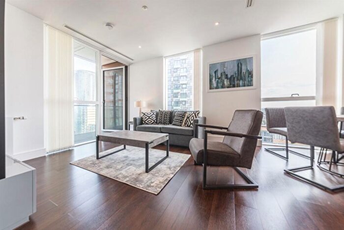 1 Bedroom Flat To Rent In Harbour Way, Canary Wharf, E14