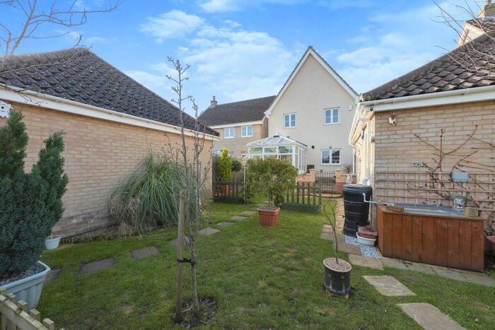 3 Bedroom Detached House For Sale In Field Maple Road, Watton, Thetford, Norfolk, IP25