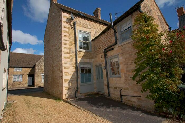 2 Bedroom End Of Terrace House To Rent In West Street, Oundle, Peterborough, Northamptonshire, PE8