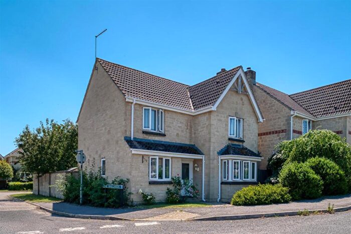 4 Bedroom Detached House For Sale In The Mallards, Tisbury, Salisbury, SP3