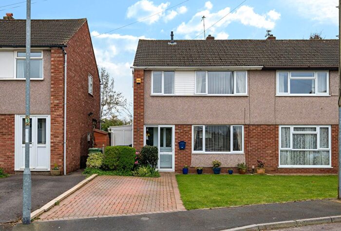3 Bedroom Semi Detached House For Sale In Bibury Crescent, Hanham, Bristol, Gloucestershire, BS15