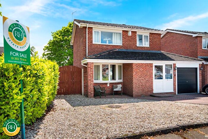 3 Bedroom Detached House For Sale In Welton Close, Doncaster, DN4