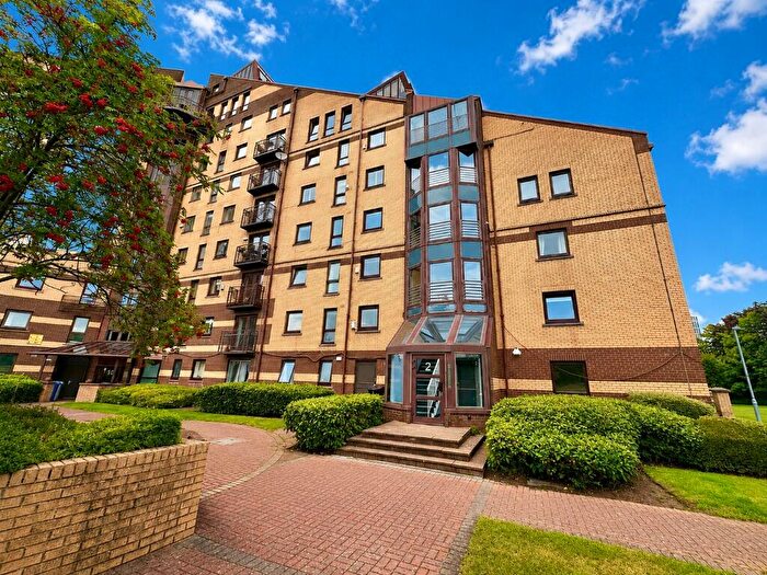 2 Bedroom Flat To Rent In Mavisbank Gardens, Kinning Park, Glasgow, G51