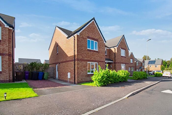 3 Bedroom Semi-Detached House To Rent In Penny Crescent, Cowglen, Glasgow, G43
