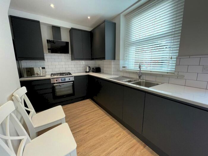 3 Bedroom Private Hall To Rent In Prospect Street, Lancaster, LA1