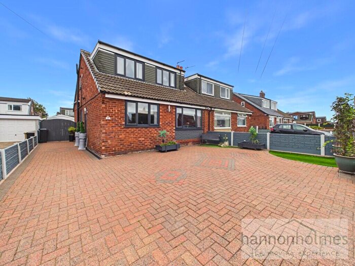4 Bedroom Semi-Detached Bungalow For Sale In Newmarket Road, Little Lever, Bolton, BL3