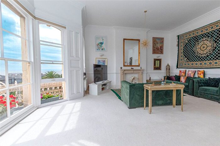 2 Bedroom Flat For Sale In Atlantic Road, Weston-Super-Mare, Somerset, BS23