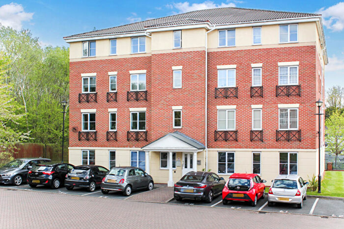 1 Bedroom Apartment For Sale In Elbow Street, Cradley Heath, West Midlands, B64