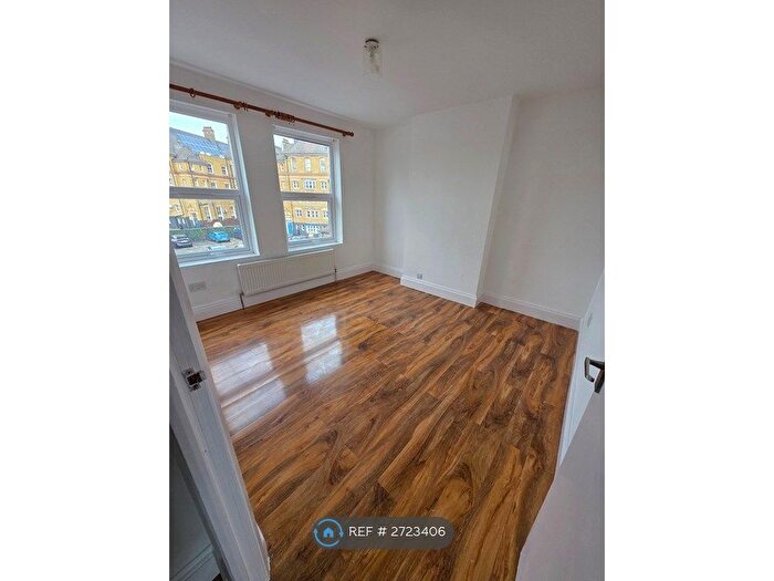 1 Bedroom Flat To Rent In Ripple Road, Barking, IG11