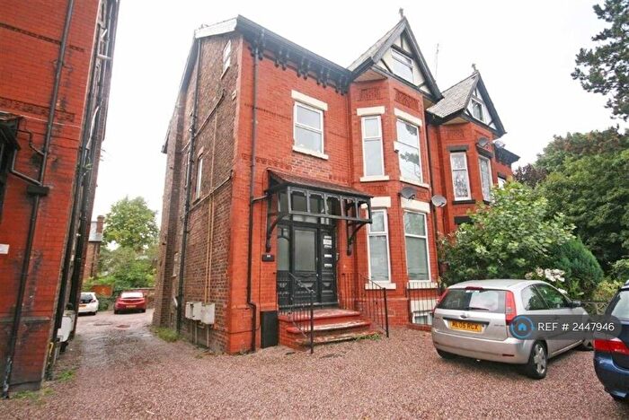 2 Bedroom Flat To Rent In Palatine Road, Manchester, M20